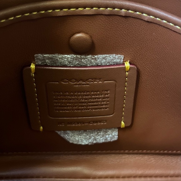 Coach Borough Bowling Bag in 1941 Saddle - Picture 12 of 16